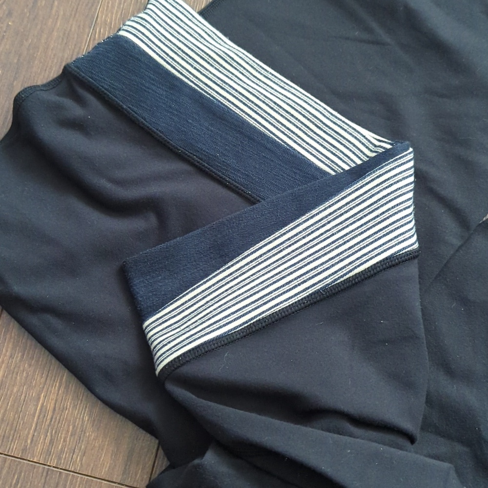 Lululemon Astro Pants - Picture 10 of 11